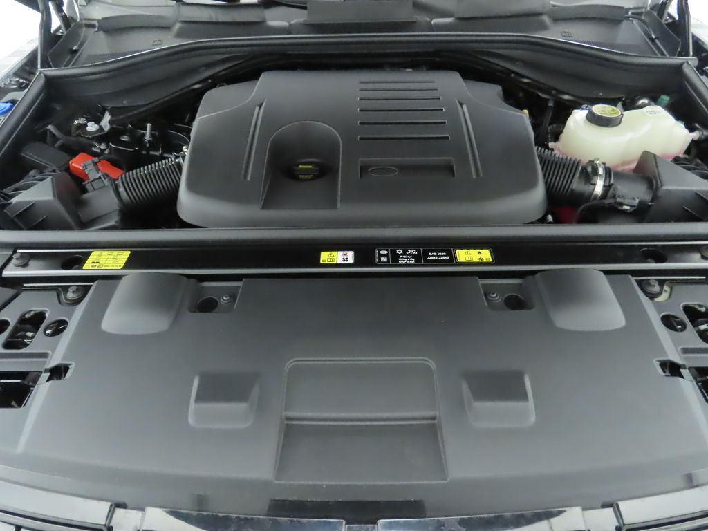 2025 Land Rover Range Rover Sport SE 31
