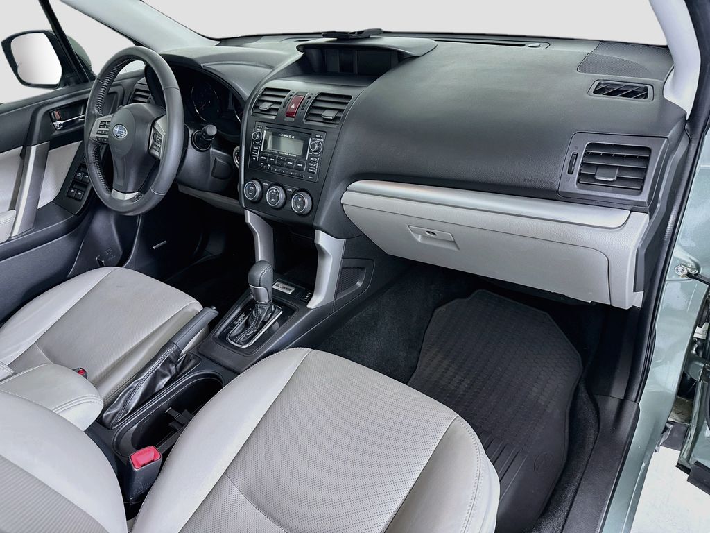 Thumbnail: 2015 Subaru Forester - 17