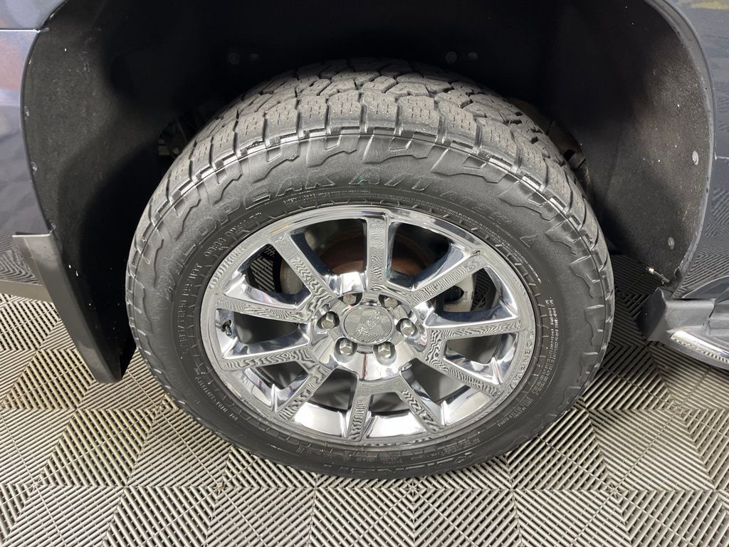 Thumbnail: 2019 GMC Yukon - 14