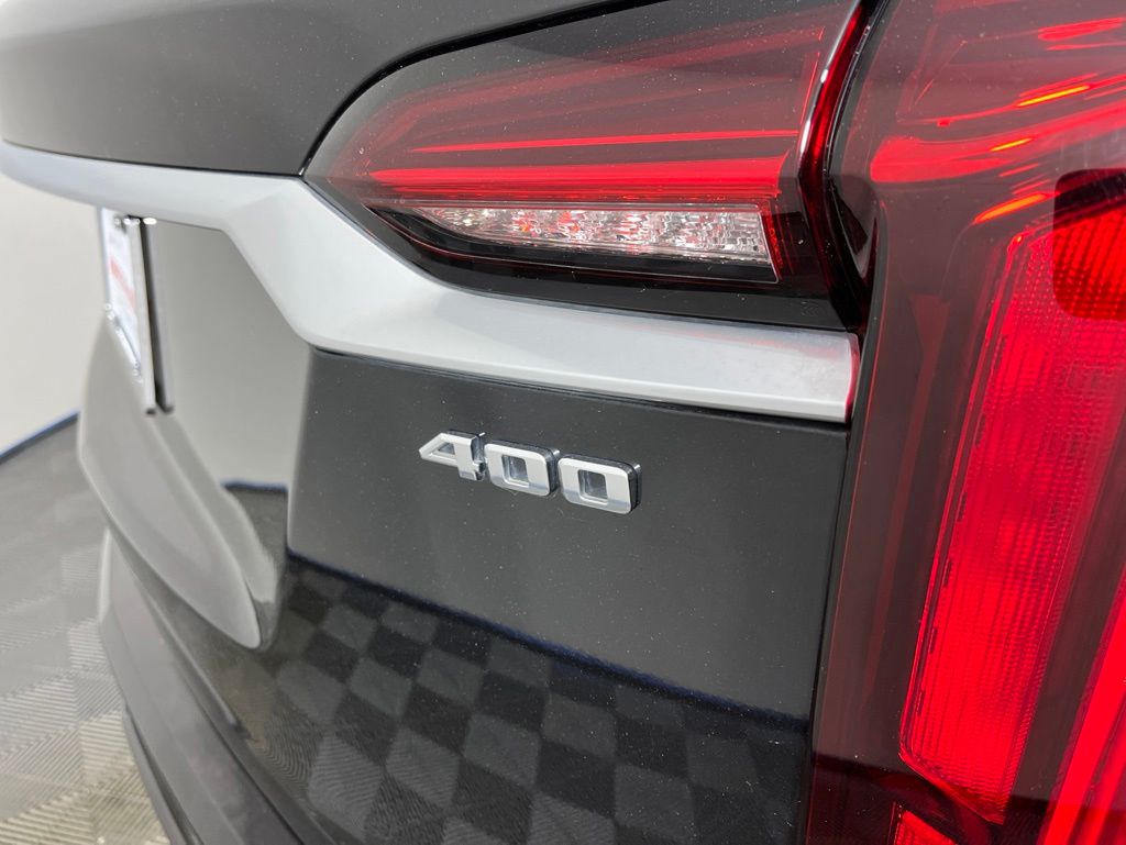 Thumbnail: 2020 Cadillac XT6 - 18