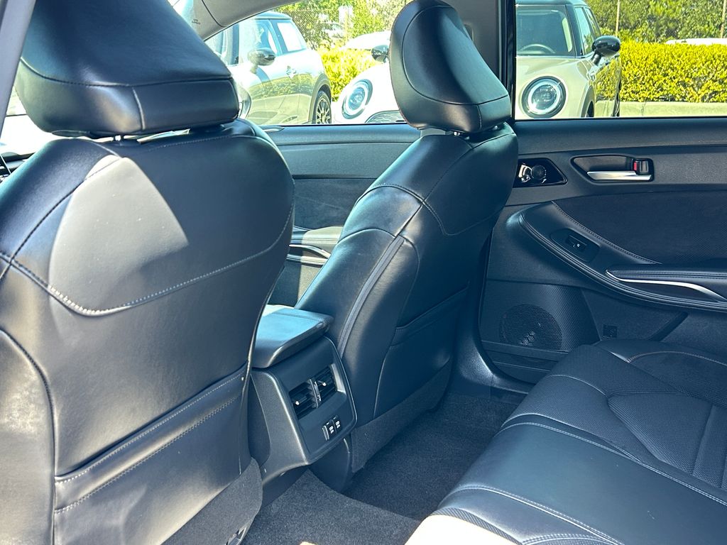 Thumbnail: 2019 Toyota Avalon - 30