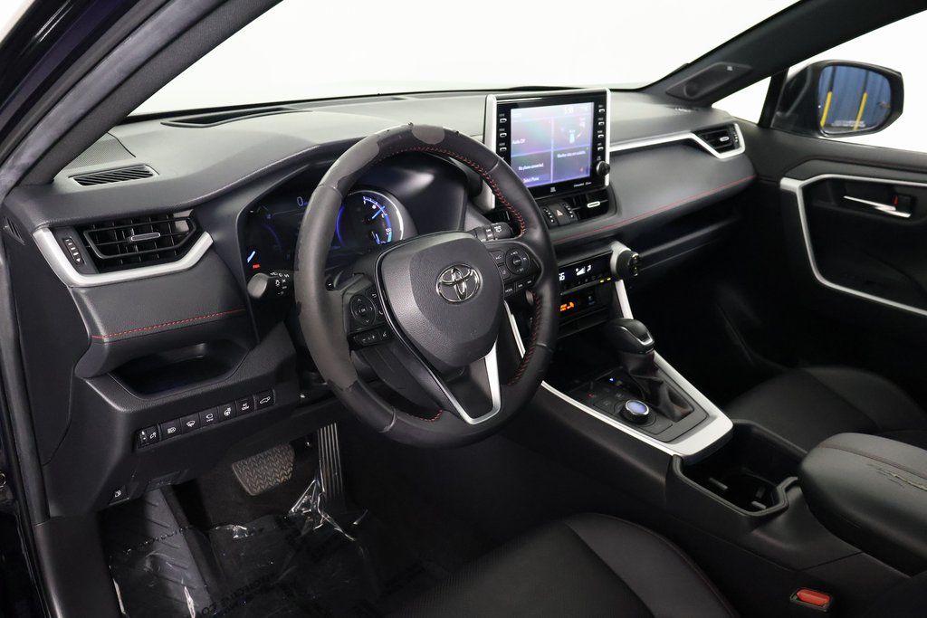 Thumbnail: 2022 Toyota RAV4 - 7