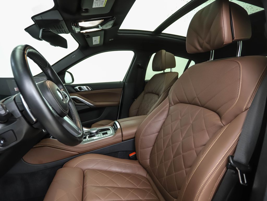 Thumbnail: 2024 BMW X6 - 11