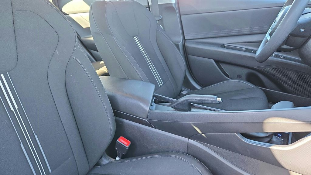 2023 Hyundai Elantra