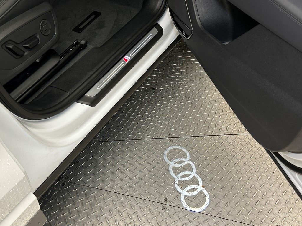 2025 Audi Q3  13