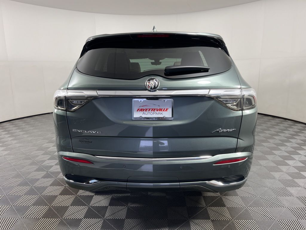 Thumbnail: 2022 Buick Enclave - 12