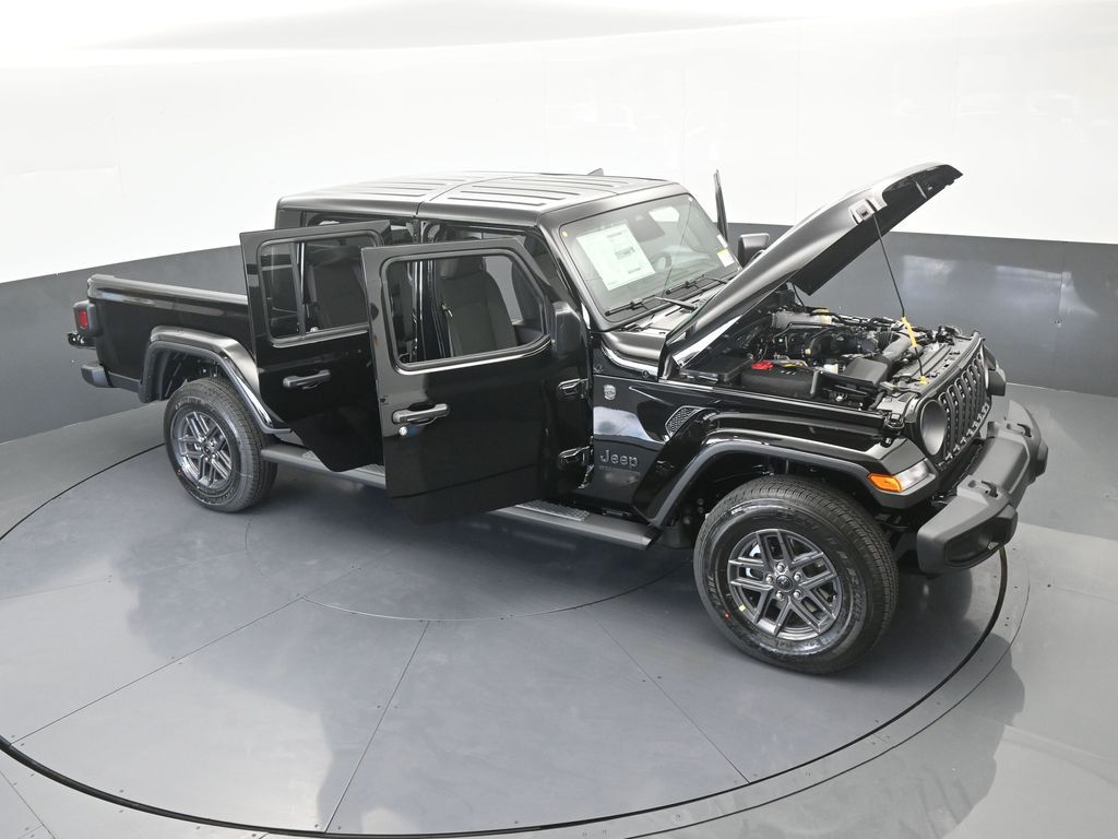 New 2026 black clearcoat Jeep Sport S image 62