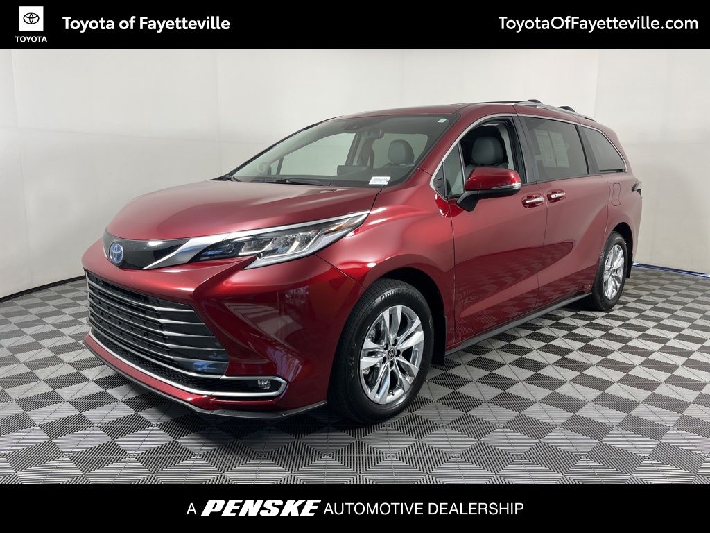 2024 Toyota Sienna Limited -
                Fayetteville, AR