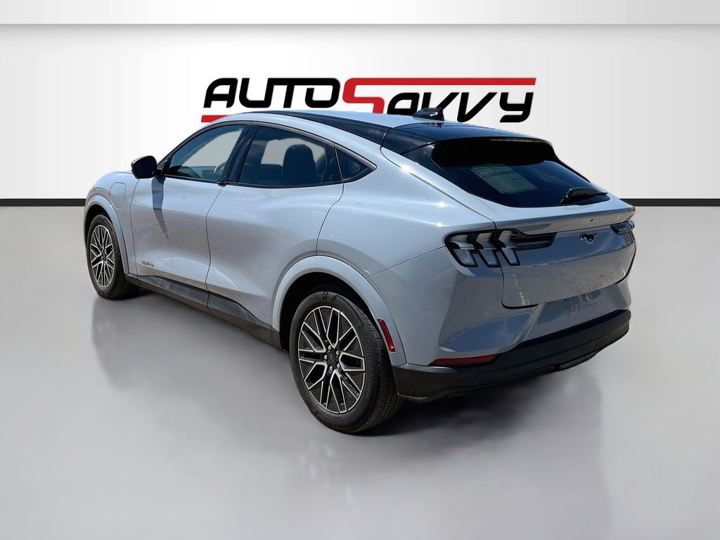 Used 2025 Gray Ford Premium image 5