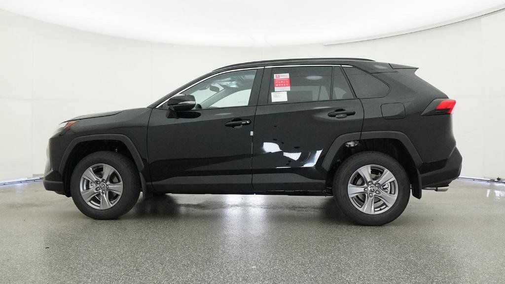 Thumbnail: 2025 Toyota RAV4 - 16