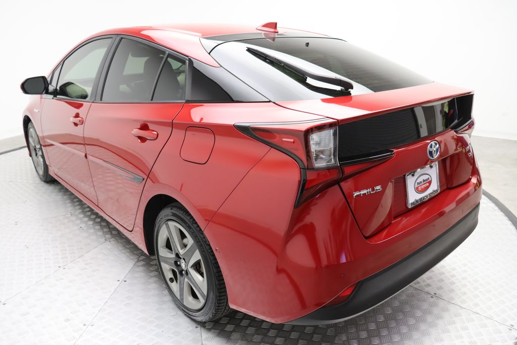 2019 Toyota Prius XLE 11