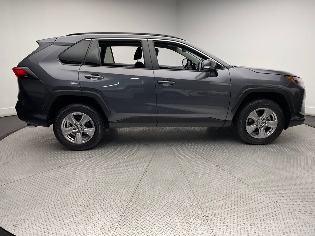 2023 Toyota RAV4 XLE 4