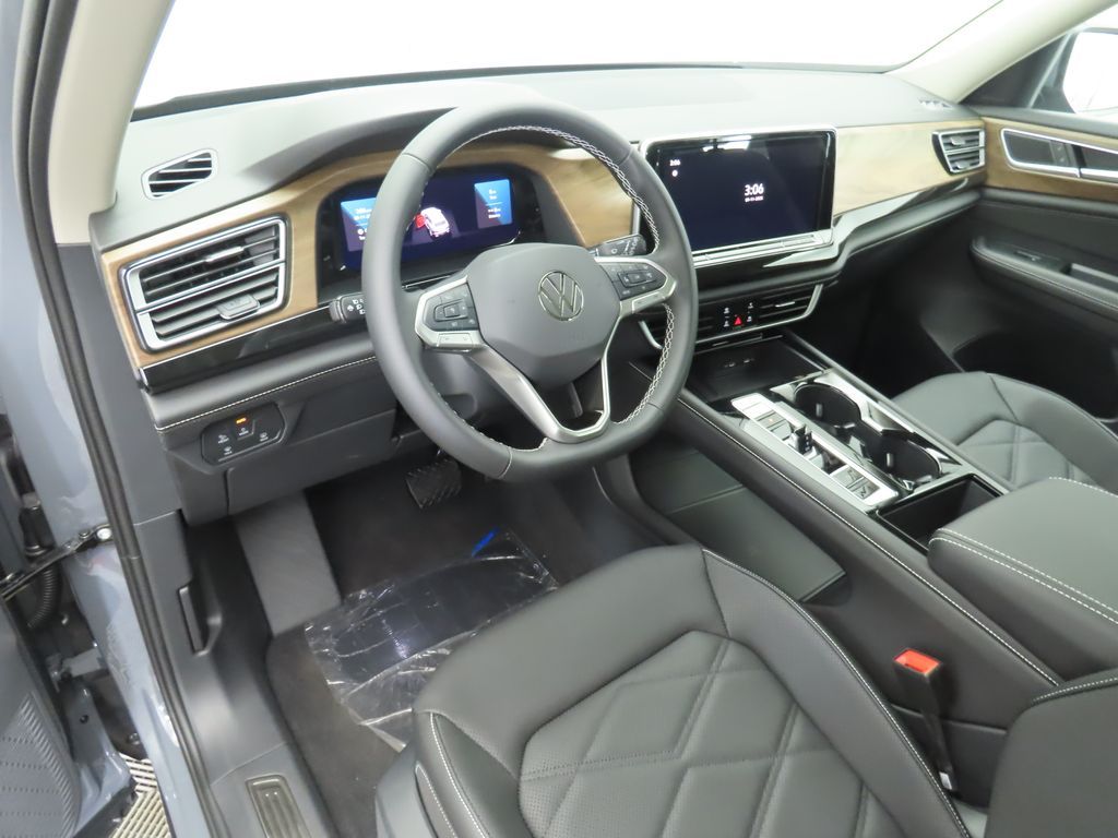 Thumbnail: 2026 Volkswagen Atlas - 9