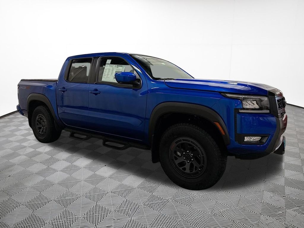 View vehicle photo 4