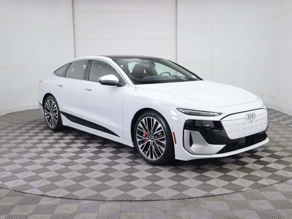 Thumbnail: 2025 Audi S6 - 3