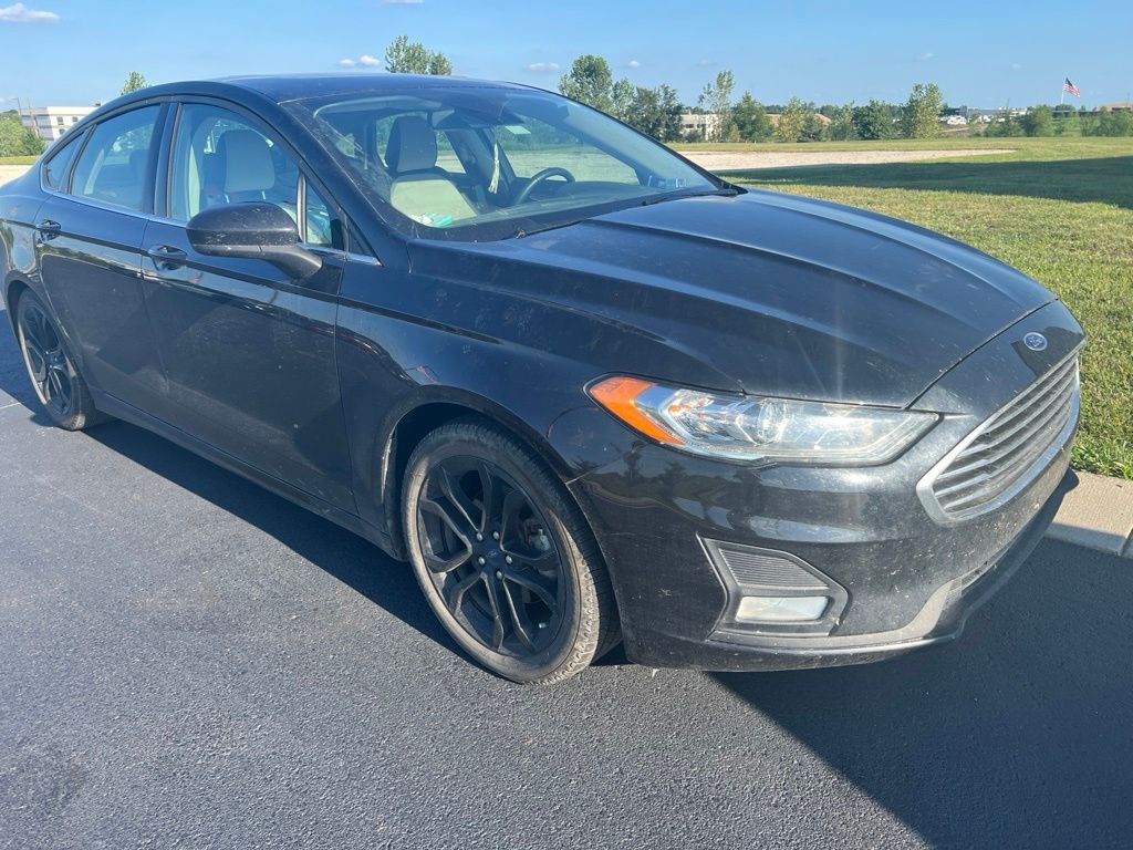 Used 2020 Ford Fusion SE with VIN 3FA6P0HD5LR148474 for sale in Kansas City