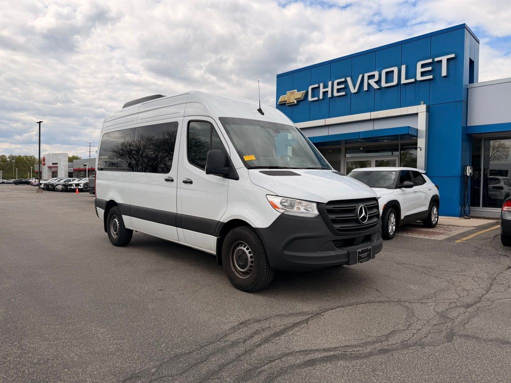 2024 Mercedes-Benz Sprinter 2500 144 WB's photo