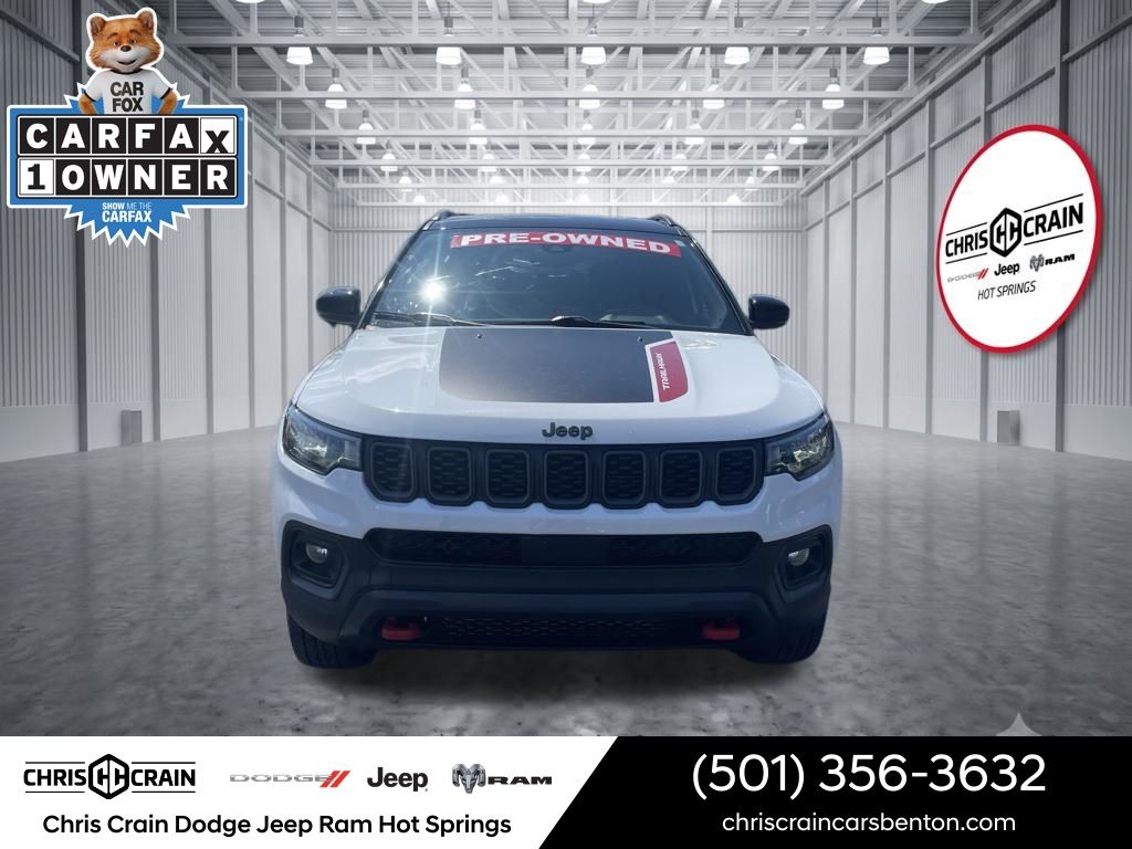 Bright White Clearcoat 2025 Jeep Compass SUV / Crossover Four-Wheel Drive 8-Speed Automatic