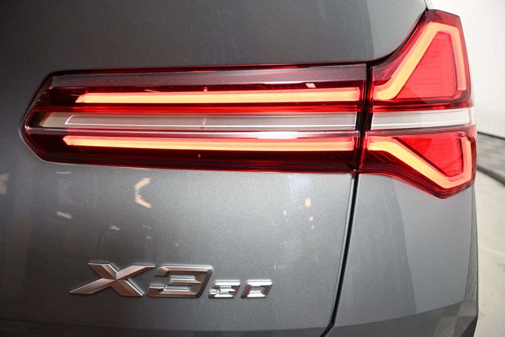 2025 BMW X3 3.0i 11