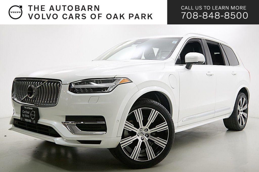 2024 Volvo XC90 Recharge T8 Ultimate Bright Theme 7-Passenger eAWD