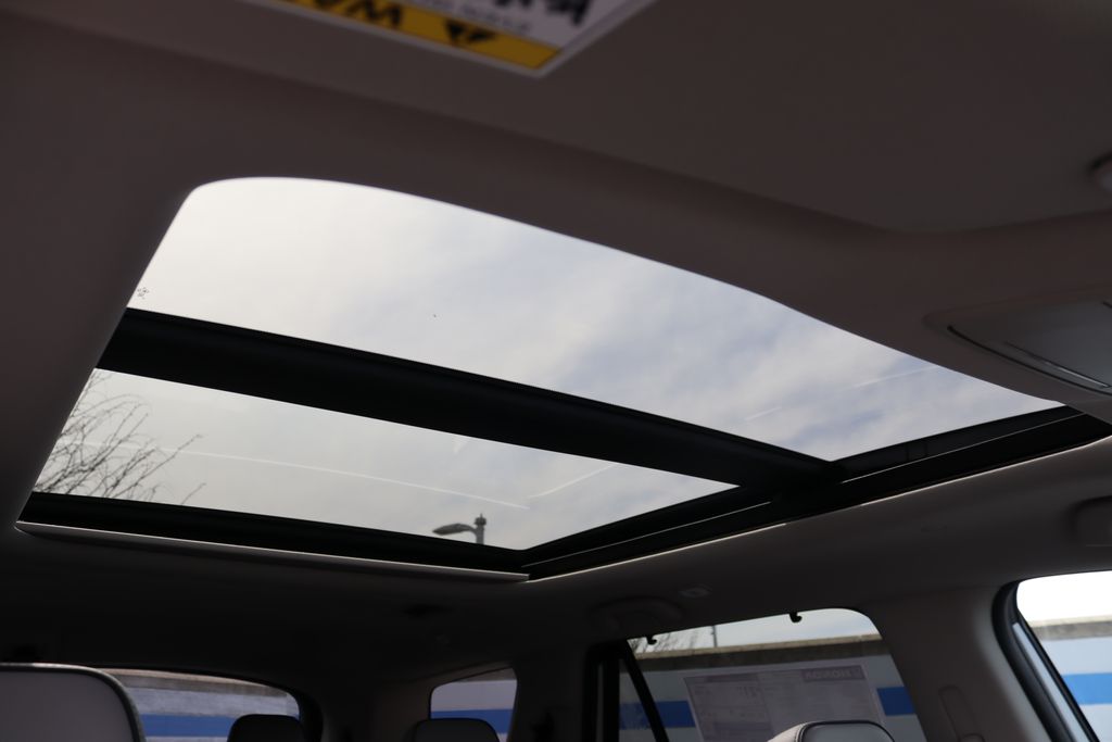 2025 Honda Pilot Elite 29