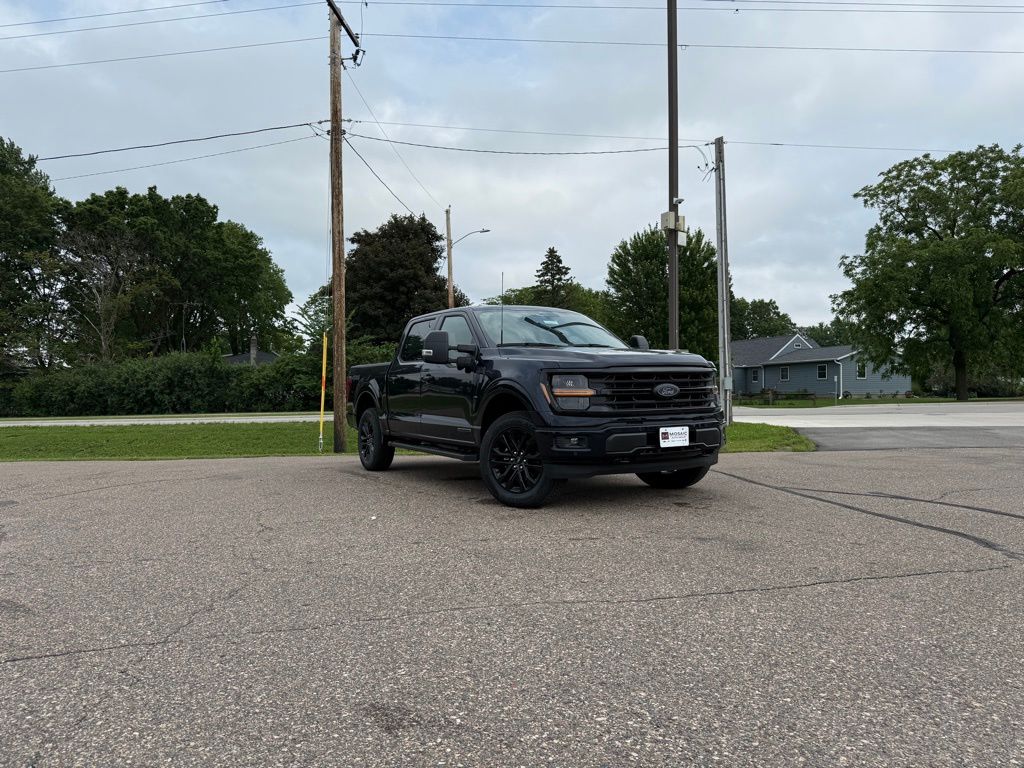 New 2025 Ford F-150 XLT Trucks