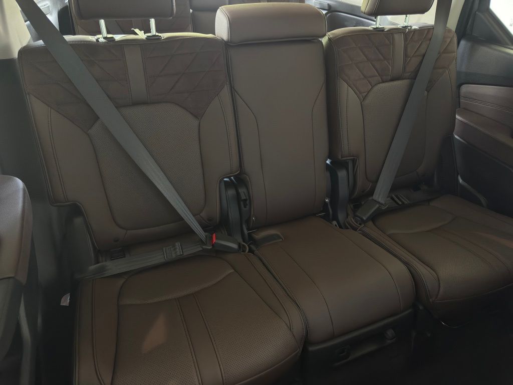 2026 Honda Pilot Elite  at Community Honda