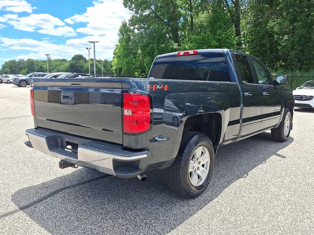 Thumbnail: 2018 Chevrolet Silverado 1500 - 6