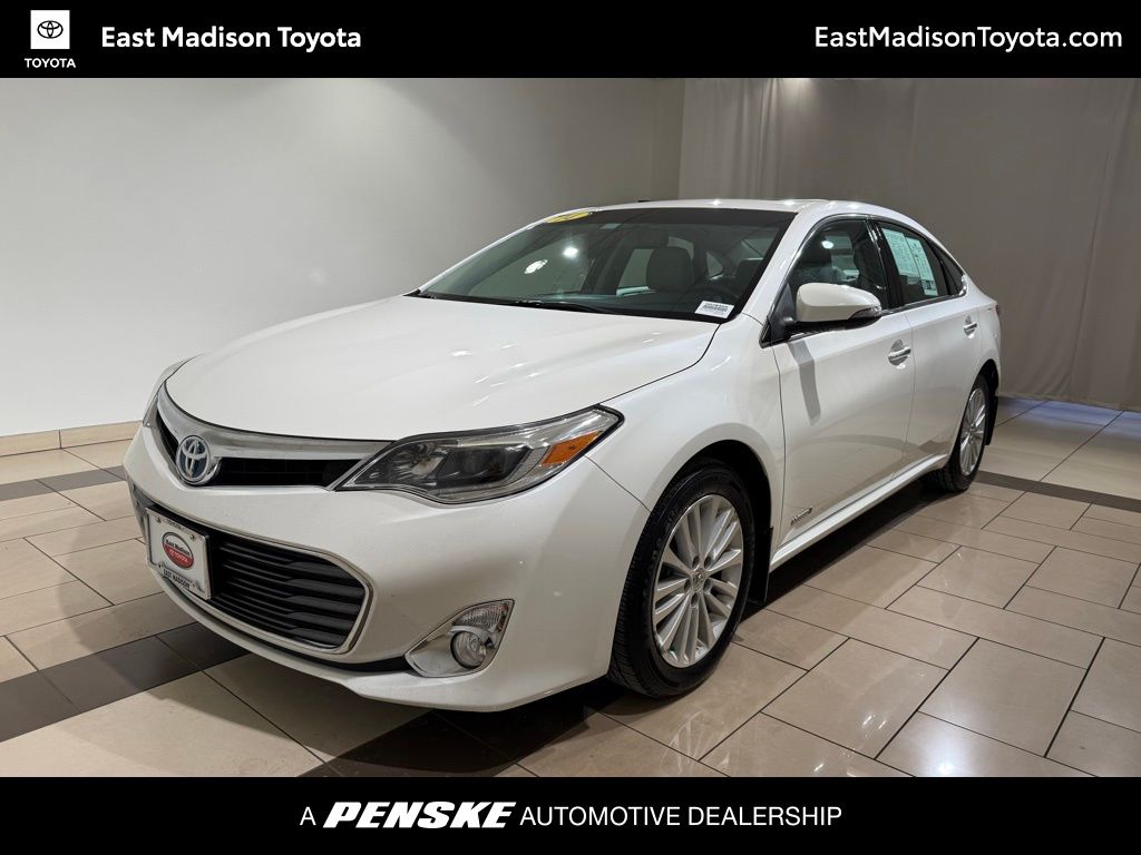 2014 Toyota Avalon Limited -
                Madison, WI