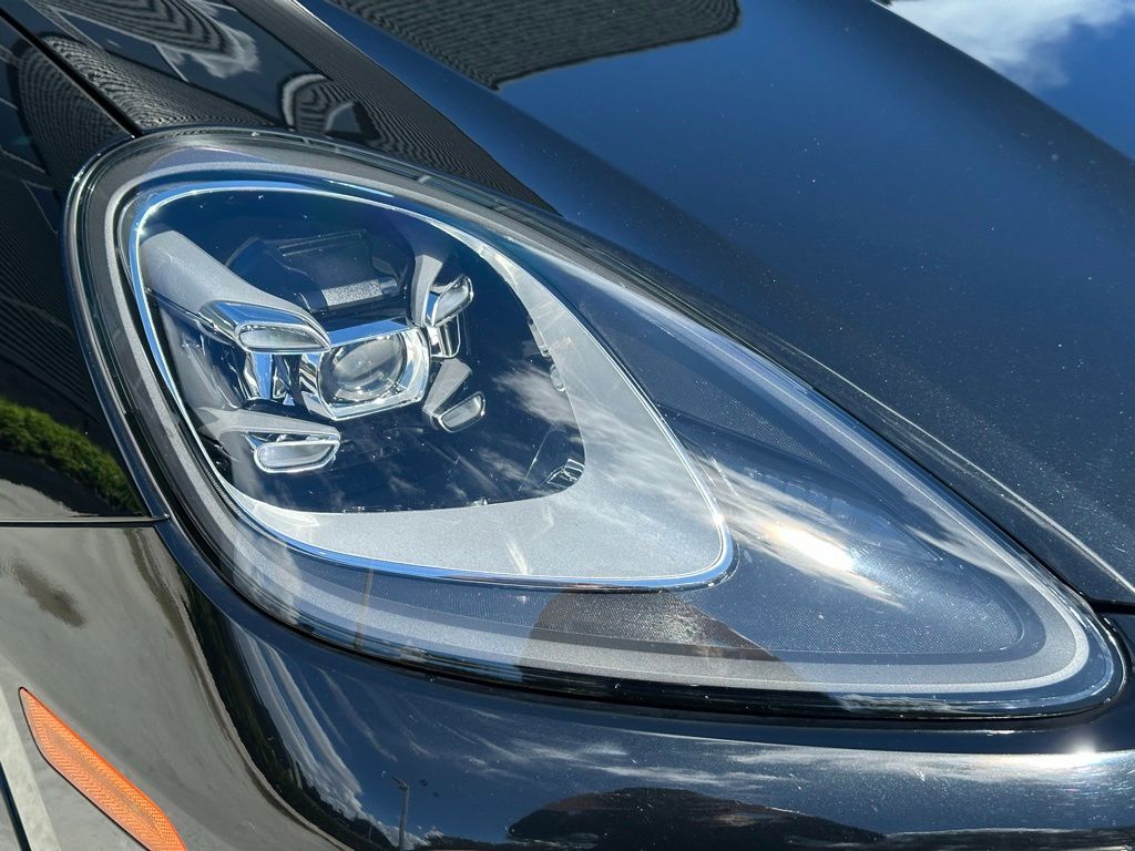 Thumbnail: 2023 Porsche  - 13