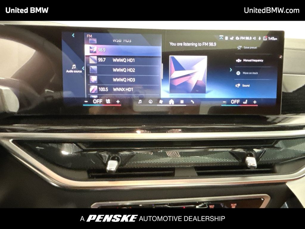 Thumbnail: 2026 BMW X7 - 16