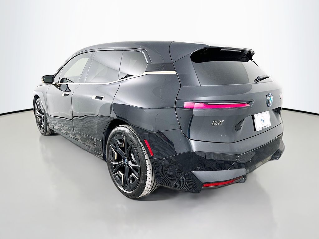 Thumbnail: 2023 BMW iX - 7