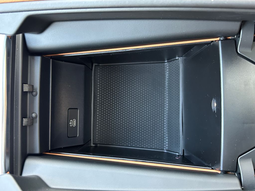 Thumbnail: 2026 BMW X7 - 29