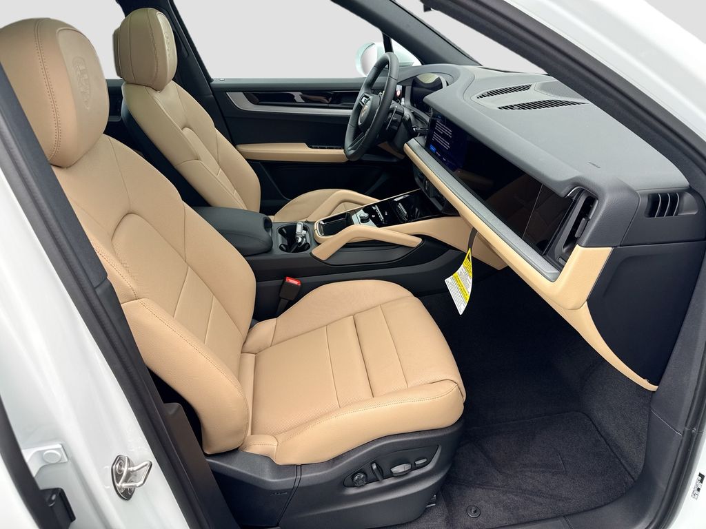 Thumbnail: 2026 Porsche Cayenne - 22