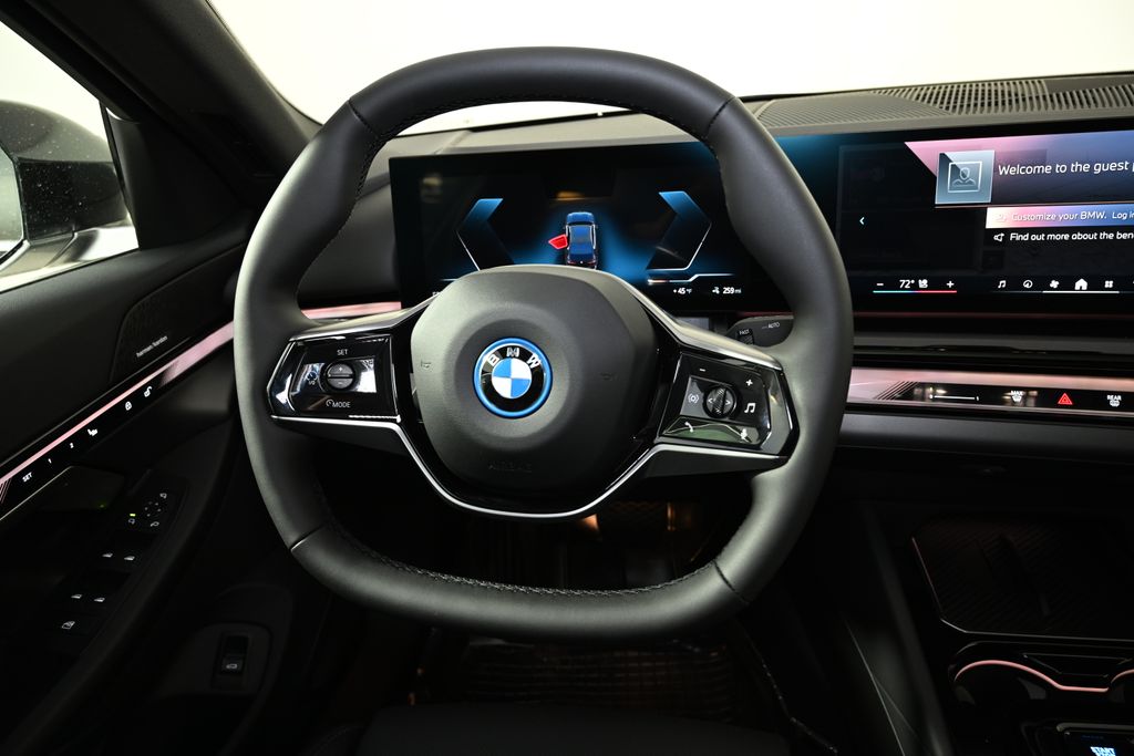 2024 BMW i5 eDrive40 18