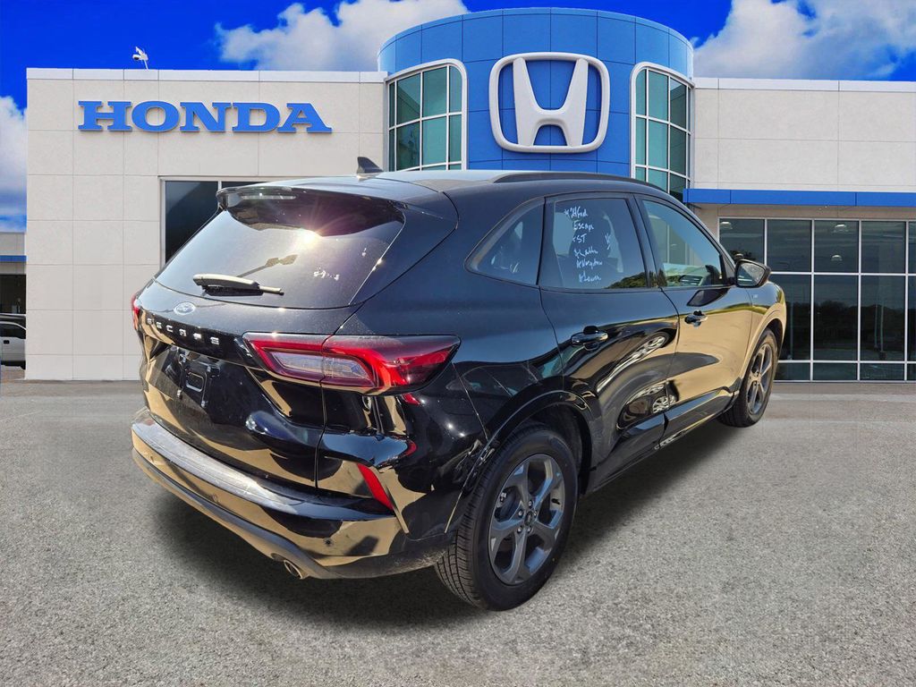 Used 2024 Ford Escape SUV