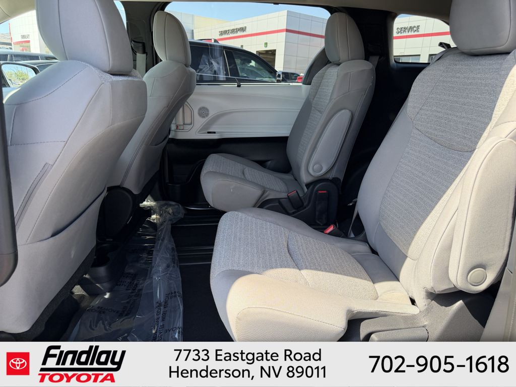 Used 2025 Toyota Sienna Van