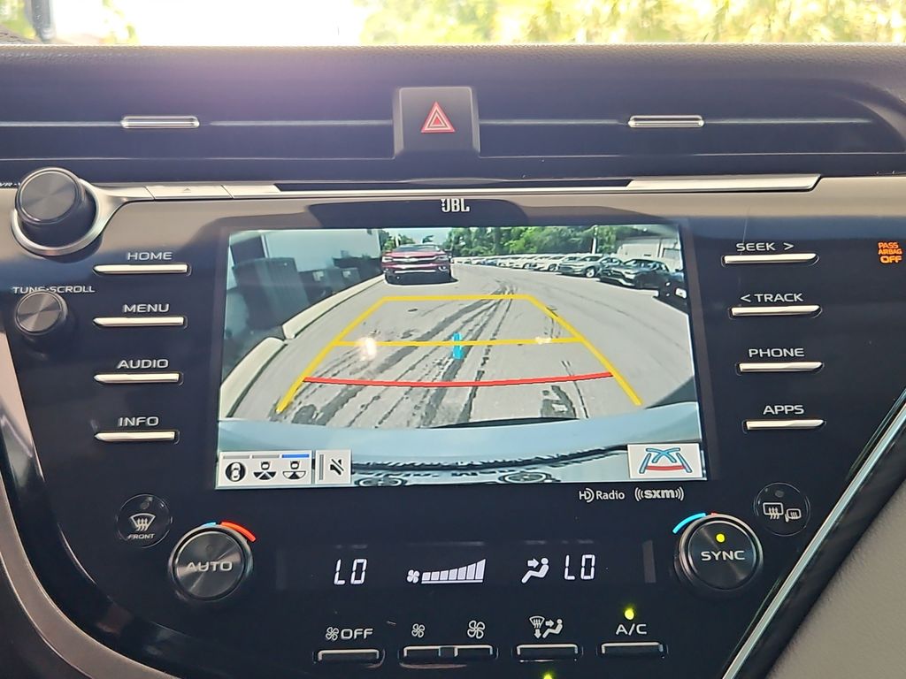 2018 Toyota Camry 18