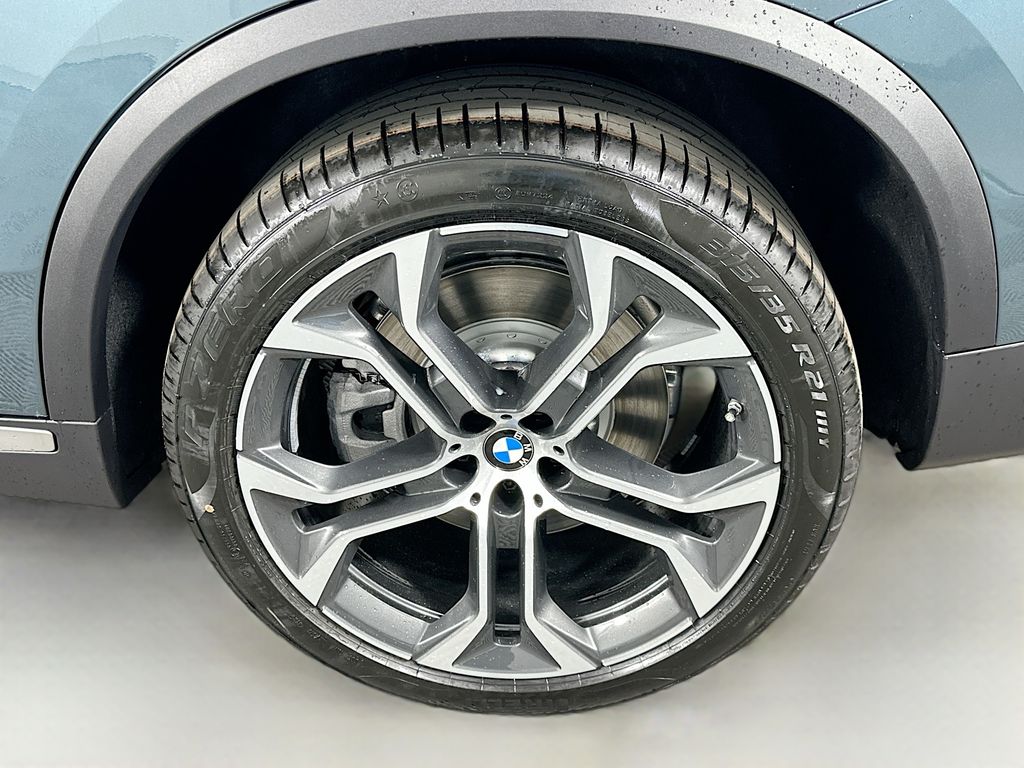 Thumbnail: 2026 BMW X5 - 23