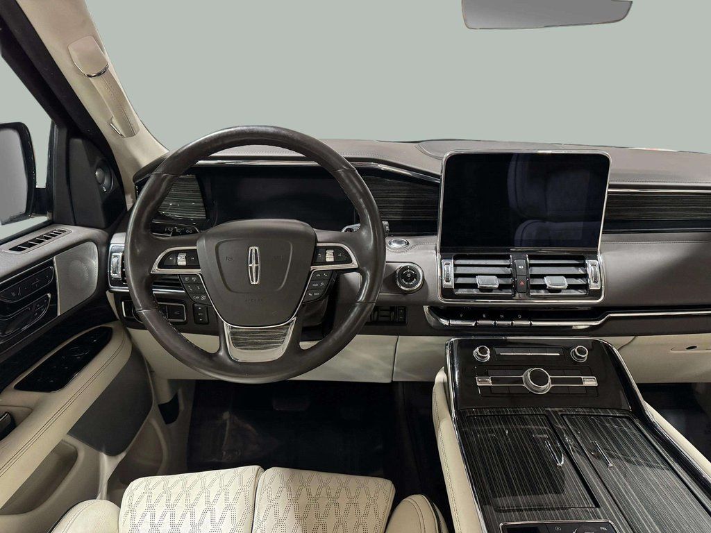 Certified Used 2021 Pristine White Lincoln Black Label image 22