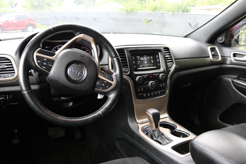 Used Car 2016 Jeep Grand Cherokee  Laredo For Sale Under $20,000 In Austin, Texas