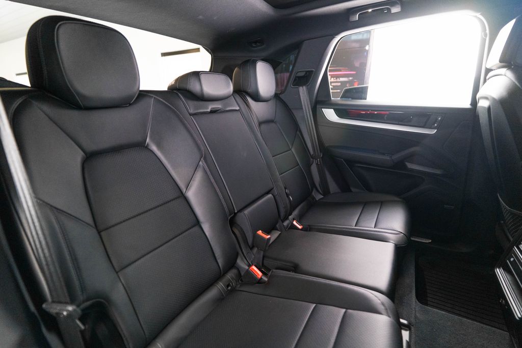 Used 2025 Porsche Cayenne SUV