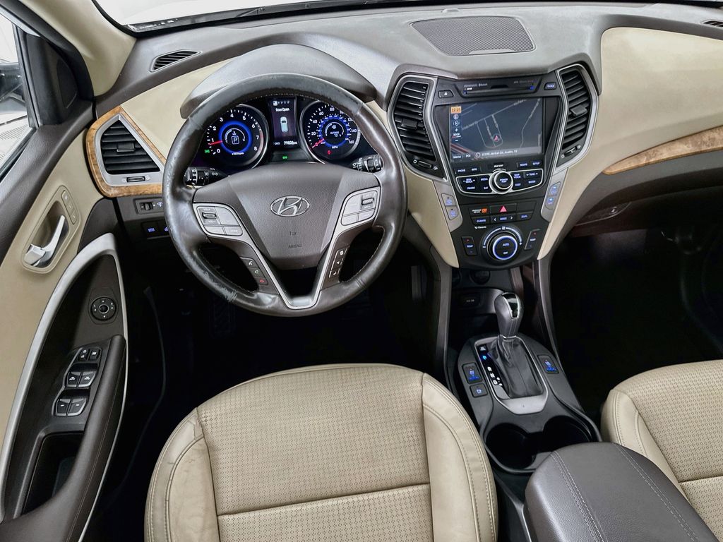Thumbnail: 2016 Hyundai Santa Fe - 22