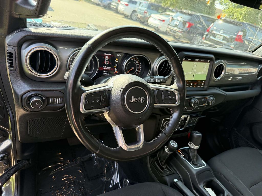 Used 2022 Gray Jeep Unlimited Sahara image 2