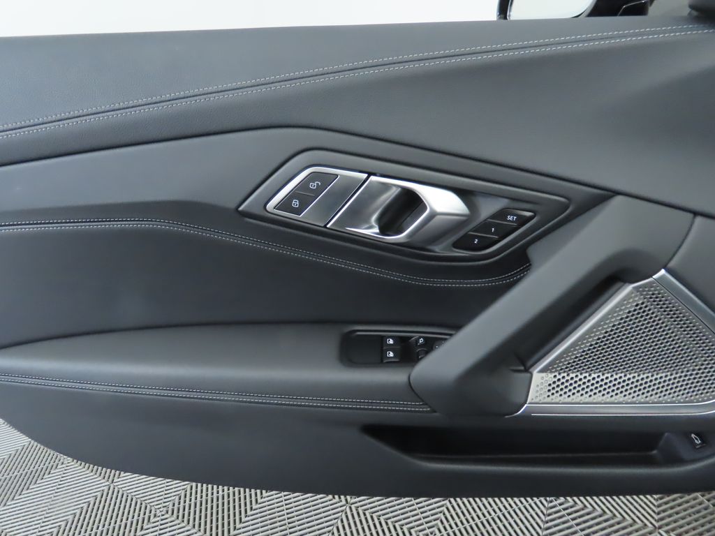 Thumbnail: 2025 BMW Z4 - 30