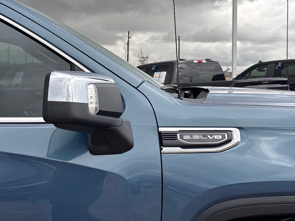 2024 GMC Sierra 1500 SLT - 8