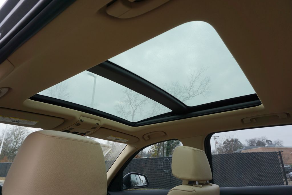 Thumbnail: 2015 BMW X1 - 16