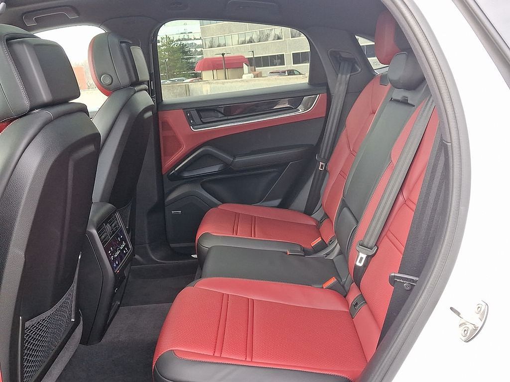 Thumbnail: 2024 Porsche  - 10