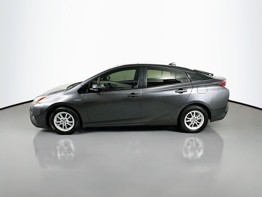 2017 Toyota Prius Four 8