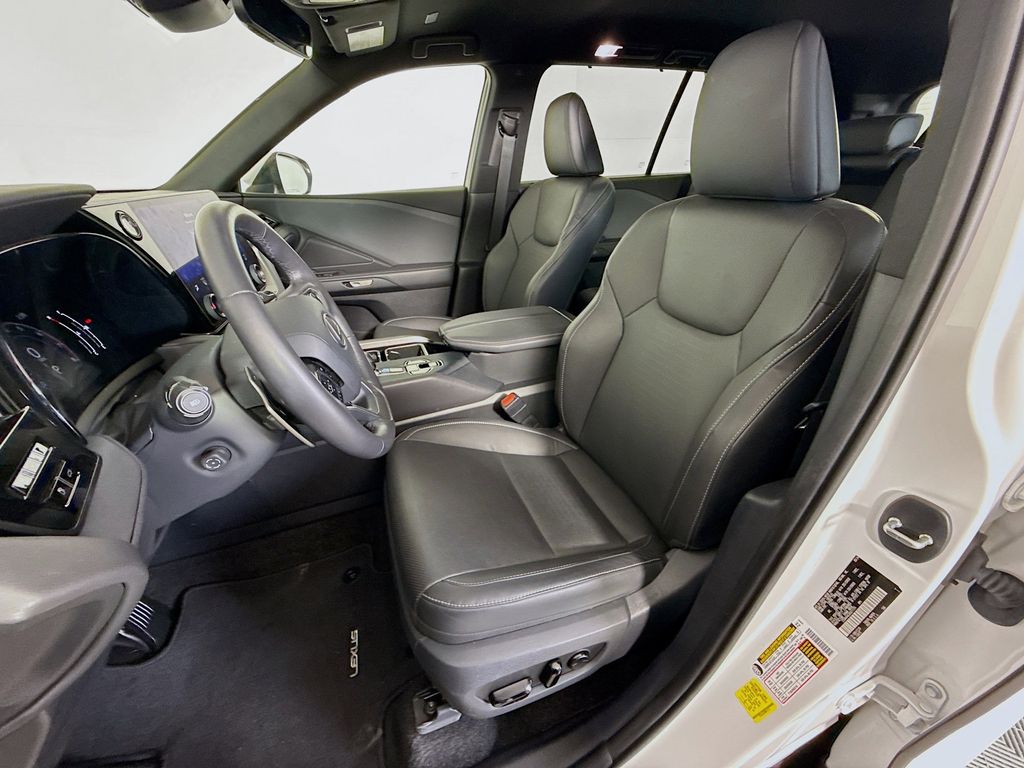 Thumbnail: 2024 Lexus TX - 22